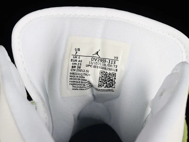 All categories Air Jordan Jordan series basketball shoes Air Jordan 1 Mid Air Jordan 1 Mid SE "Green Python" AJ1 Joe 1 Green Snake DV2959-113